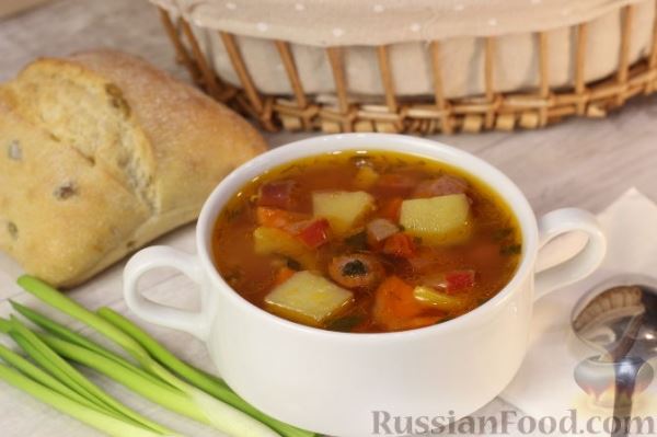 Быстрый суп с колбасками «Охотник»