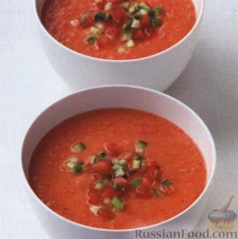 Холодный суп из помидоров и перца