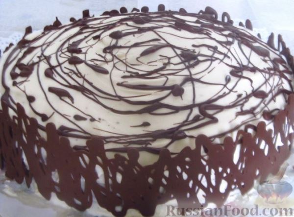 Торт «Бисквит в шоколадной короне»